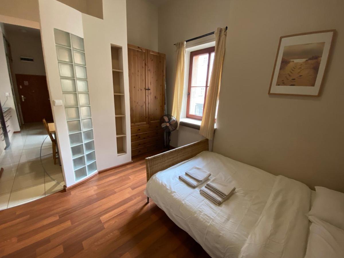 Klimatyczny Apartament Przy Rynku Breslavia Exterior foto